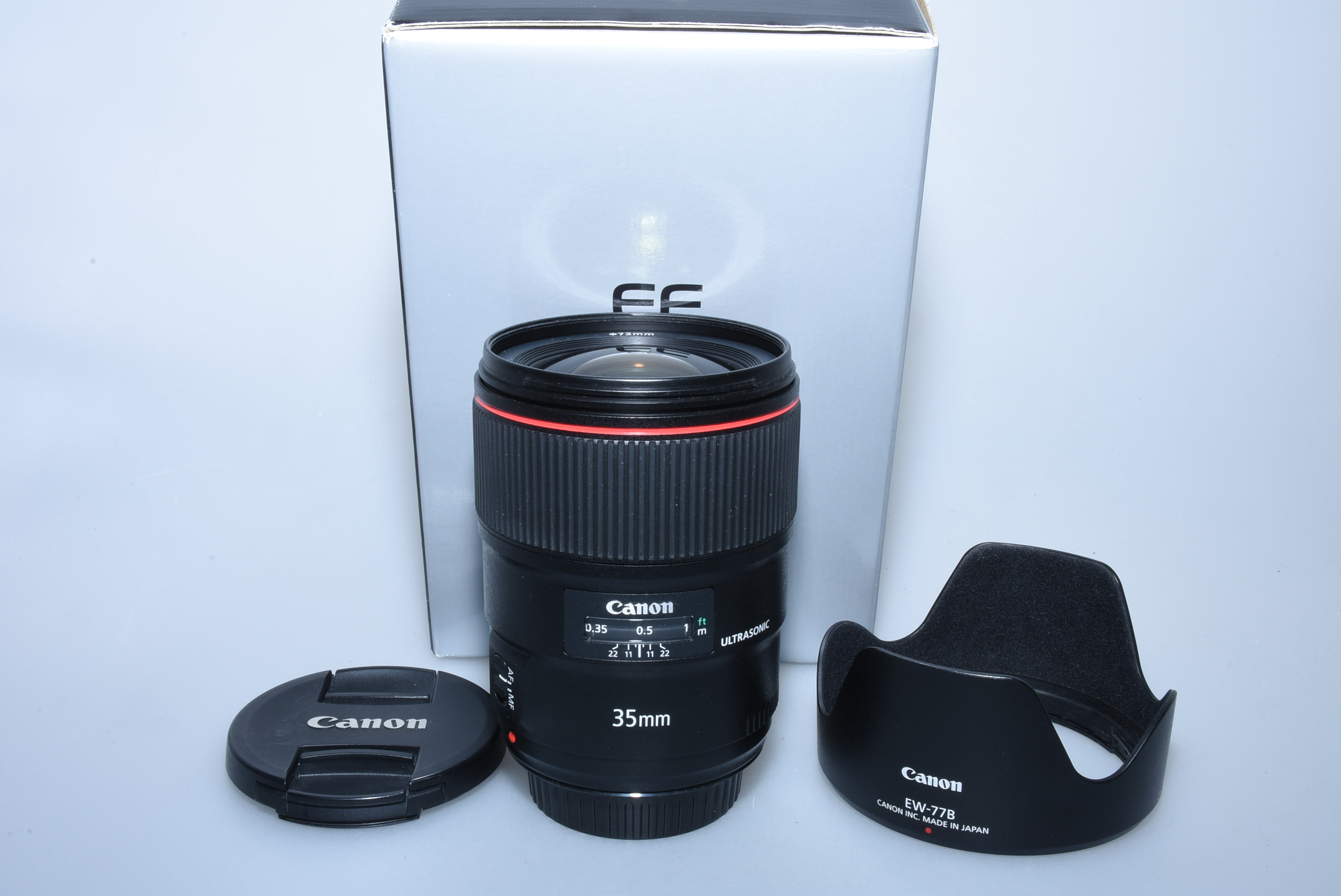 Canon EF 35mm 1,4 L II USM + Sonnenblende