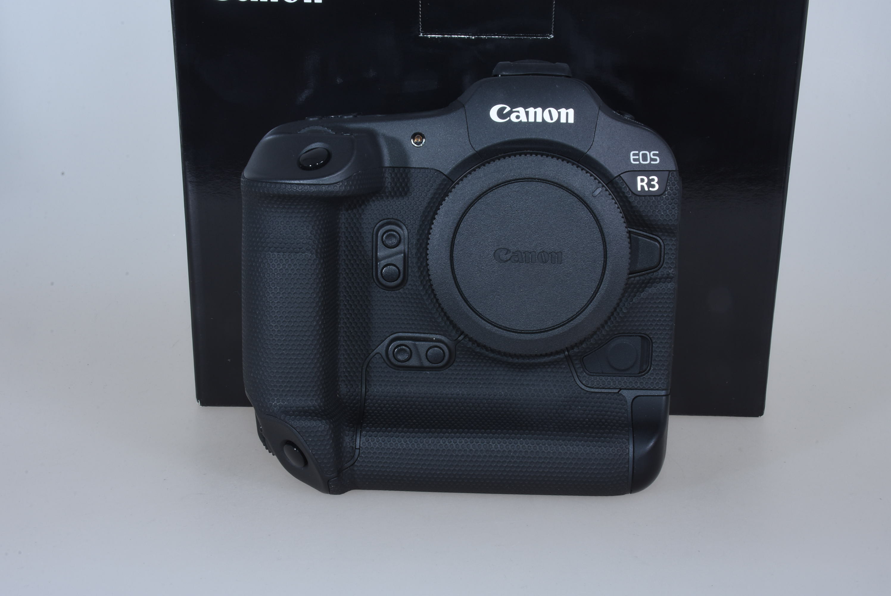 Canon R3 Gehäuse Auslösungen:13.000, 6 Monate Garantie