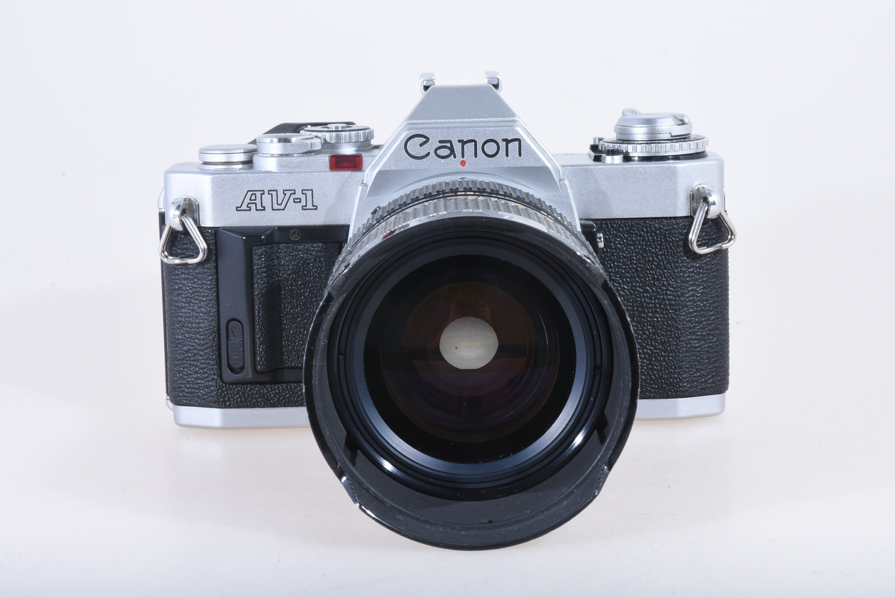 Canon AV-1 + FD 28-50mm 3,5 S.S.C. Bild 01