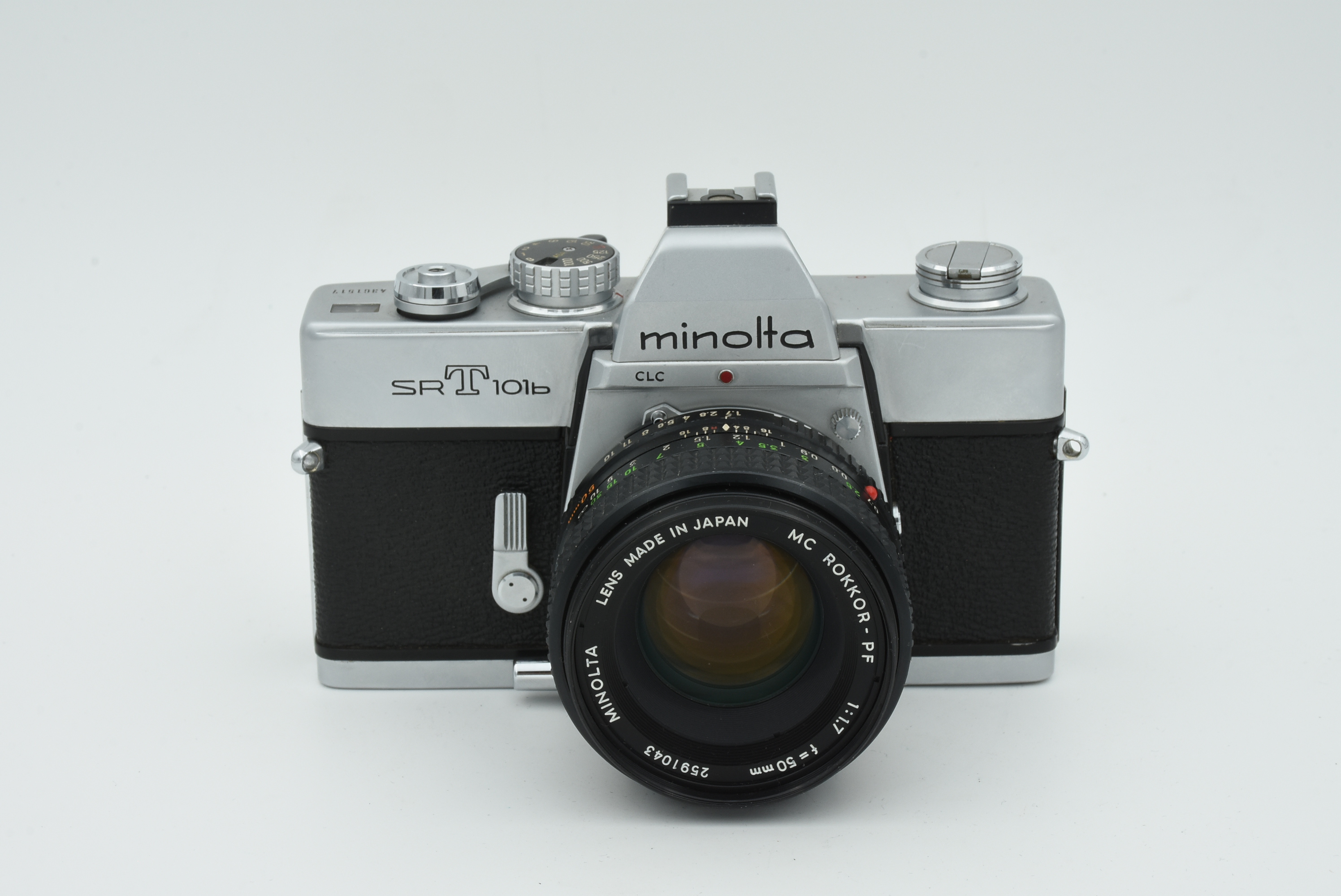 Minolta SRT 101b + 50mm 1,7