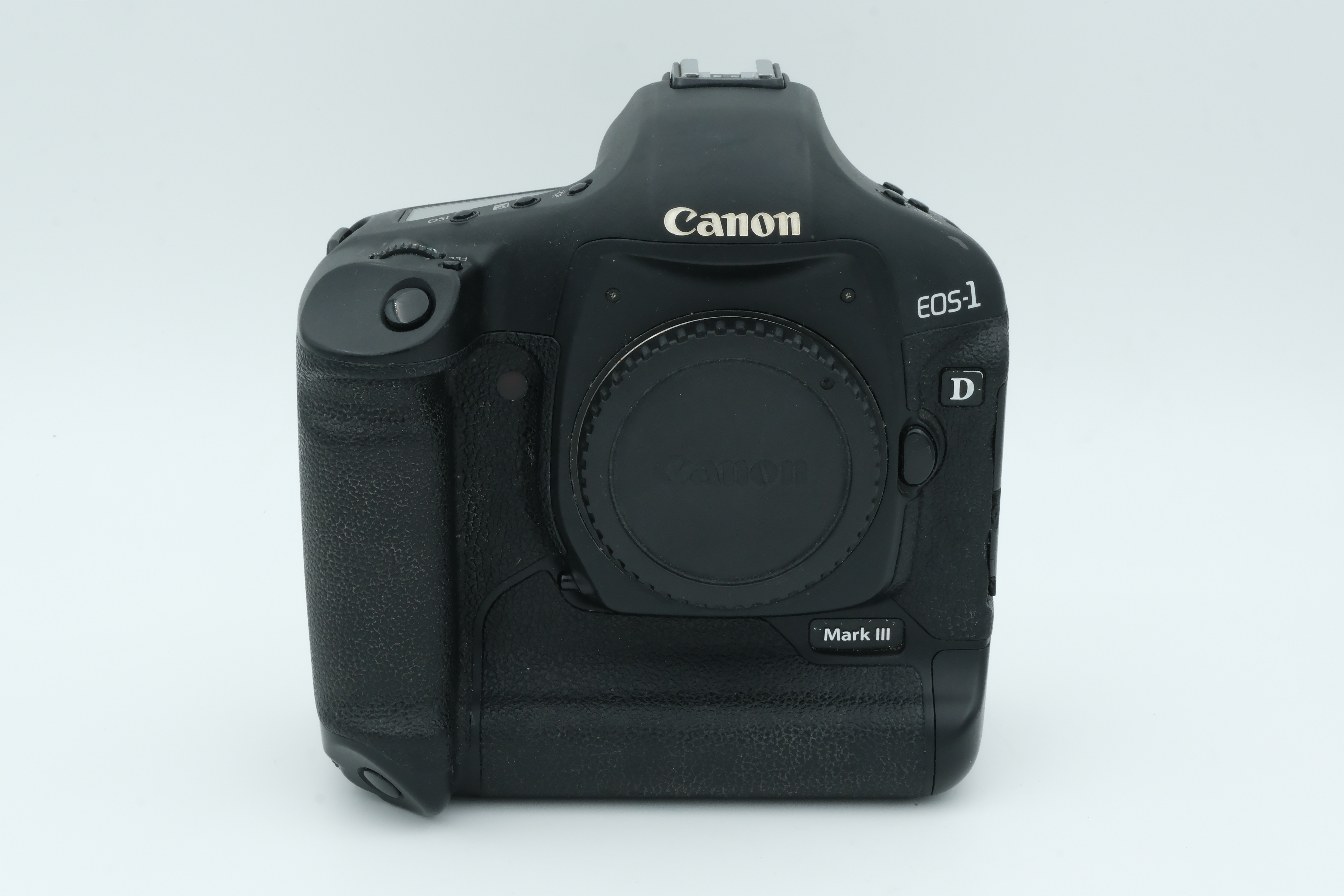 Canon EOS-1 D Gehäuse, Auslösungen: 22.166 Bild 01