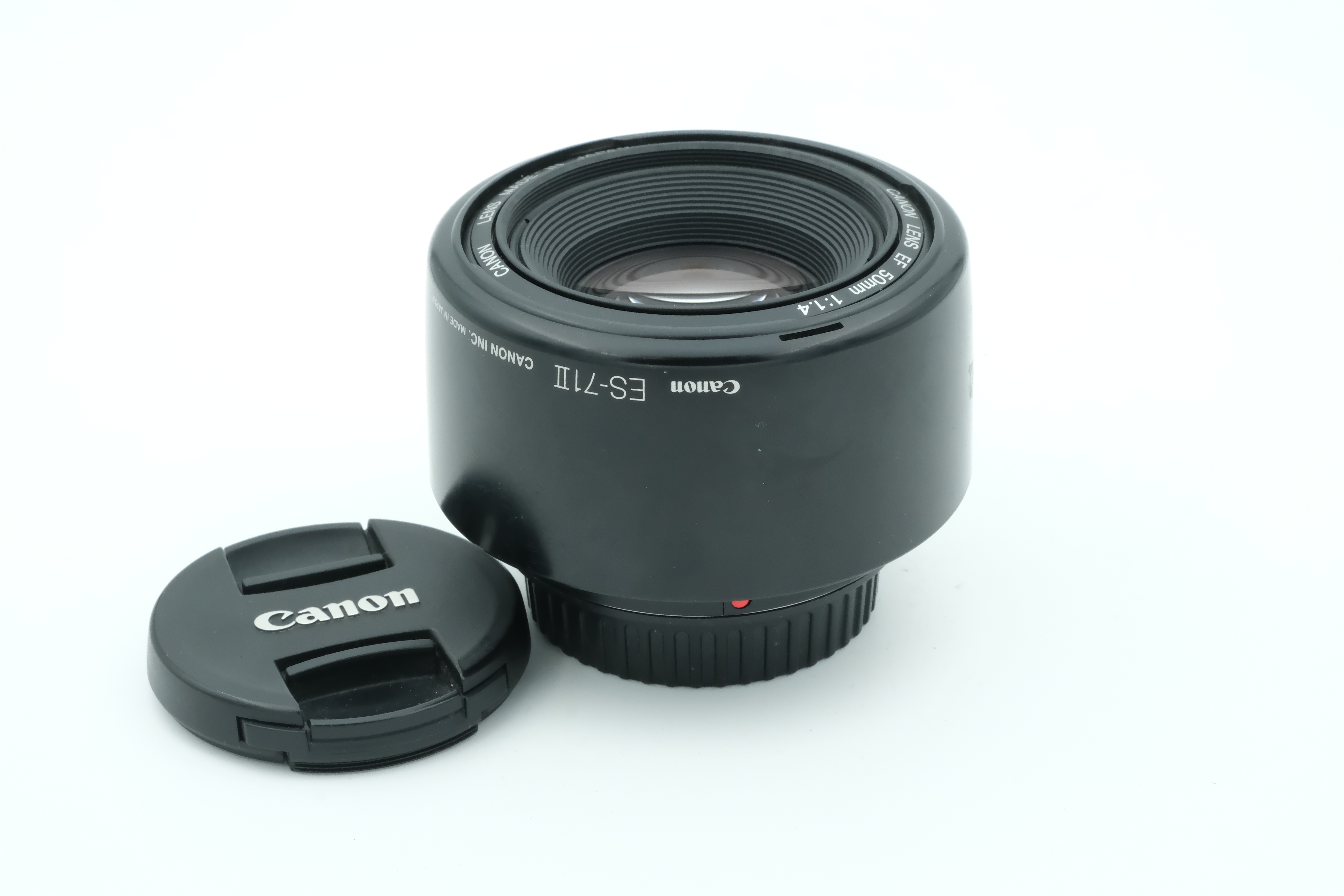 Canon EF 50mm 1,4 + Sonnenblende