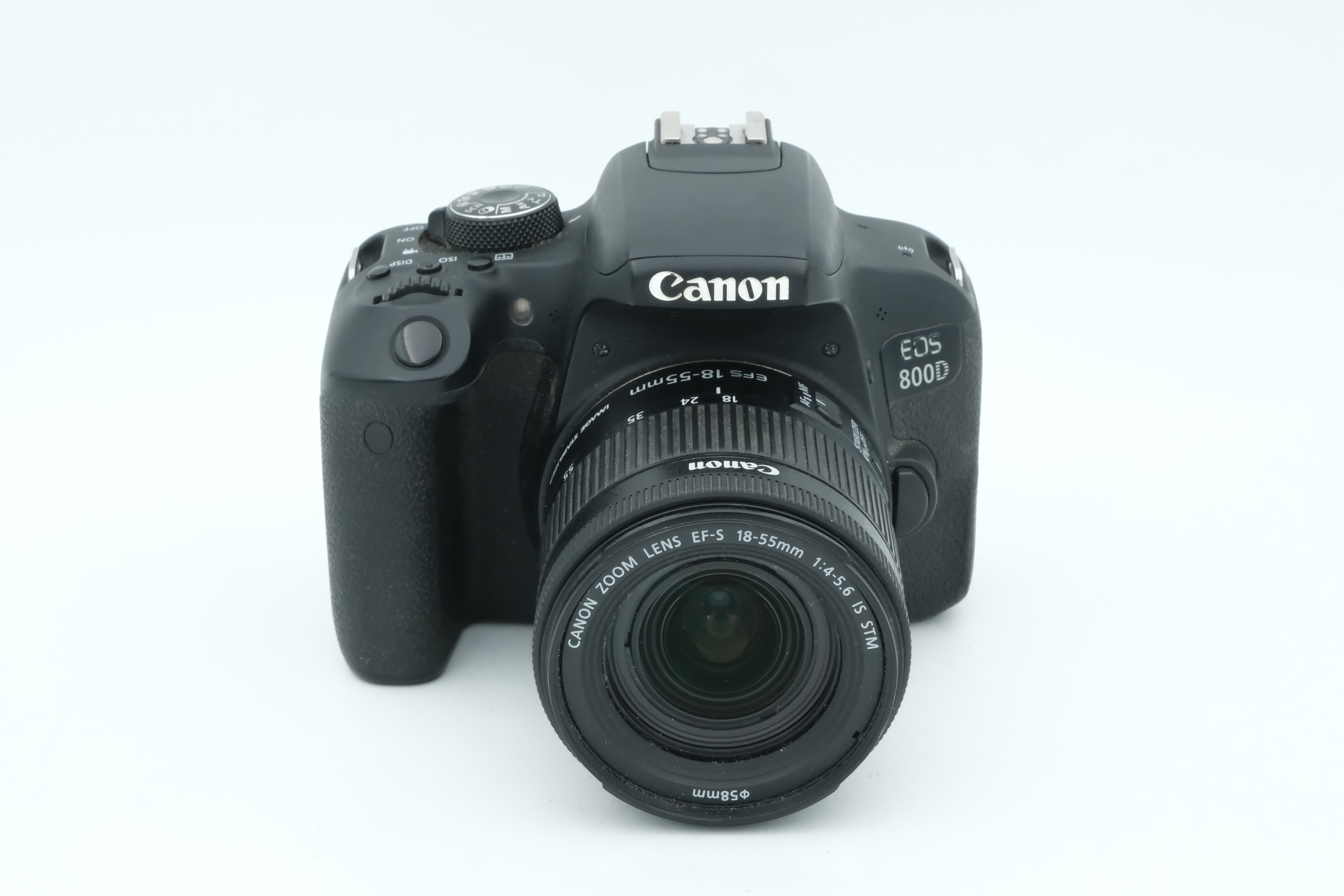 Canon 800D + 18-55mm 4-5,6 IS, Auslösungen: 11.410