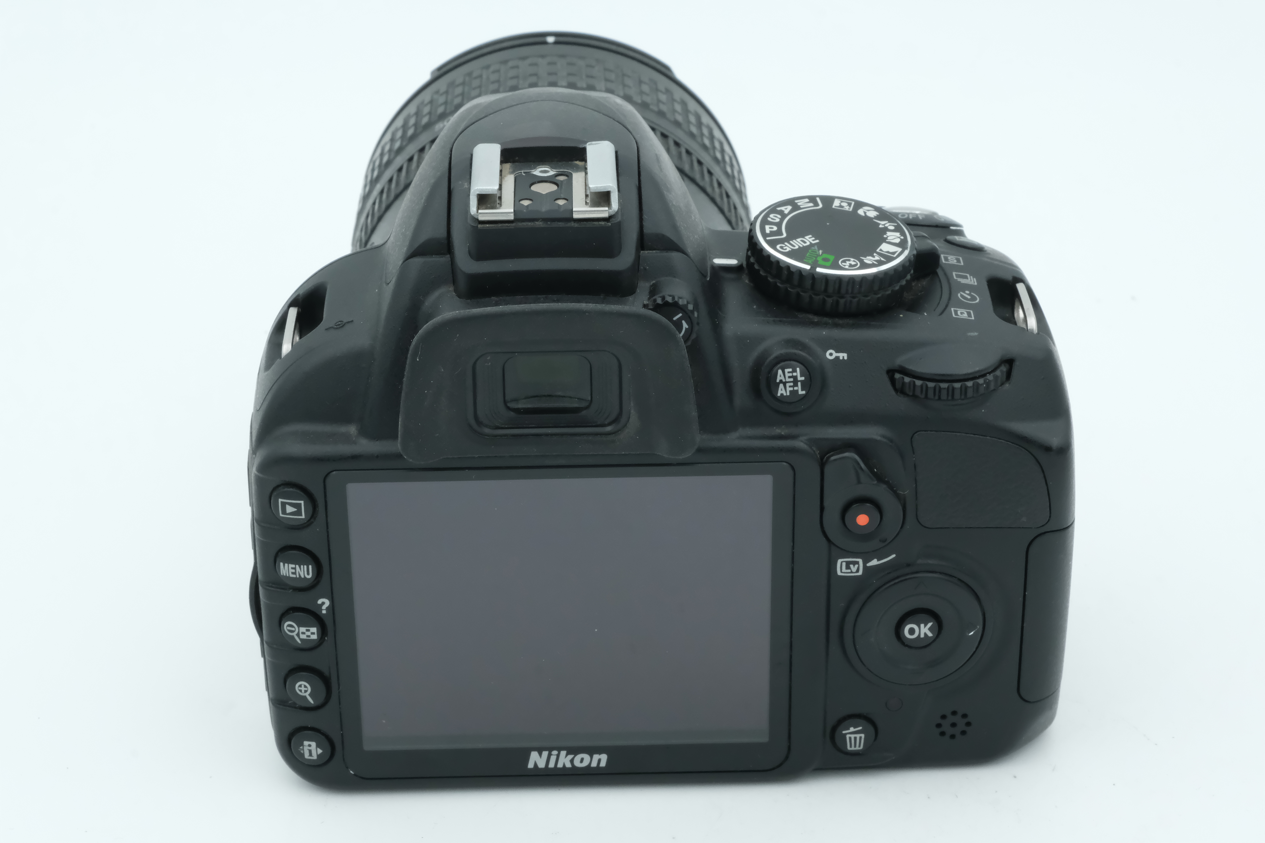 Nikon D3100 + AF-S 18-70mm 3,5-4,5 G ED, Auslösungen: 1.849 Bild 02
