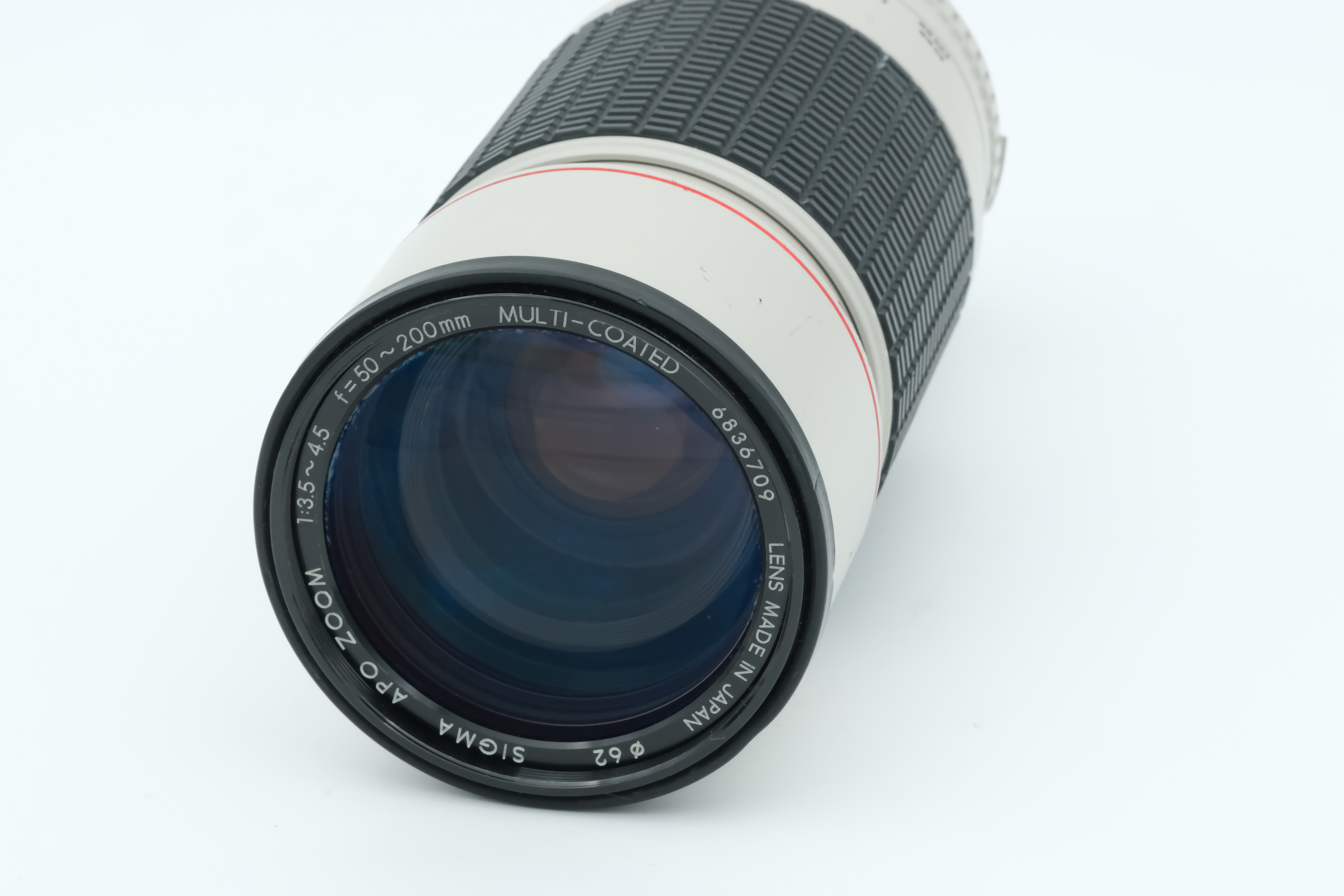 Sigma 50-200mm 3,5-4,5 APO für Nikon Bild 02