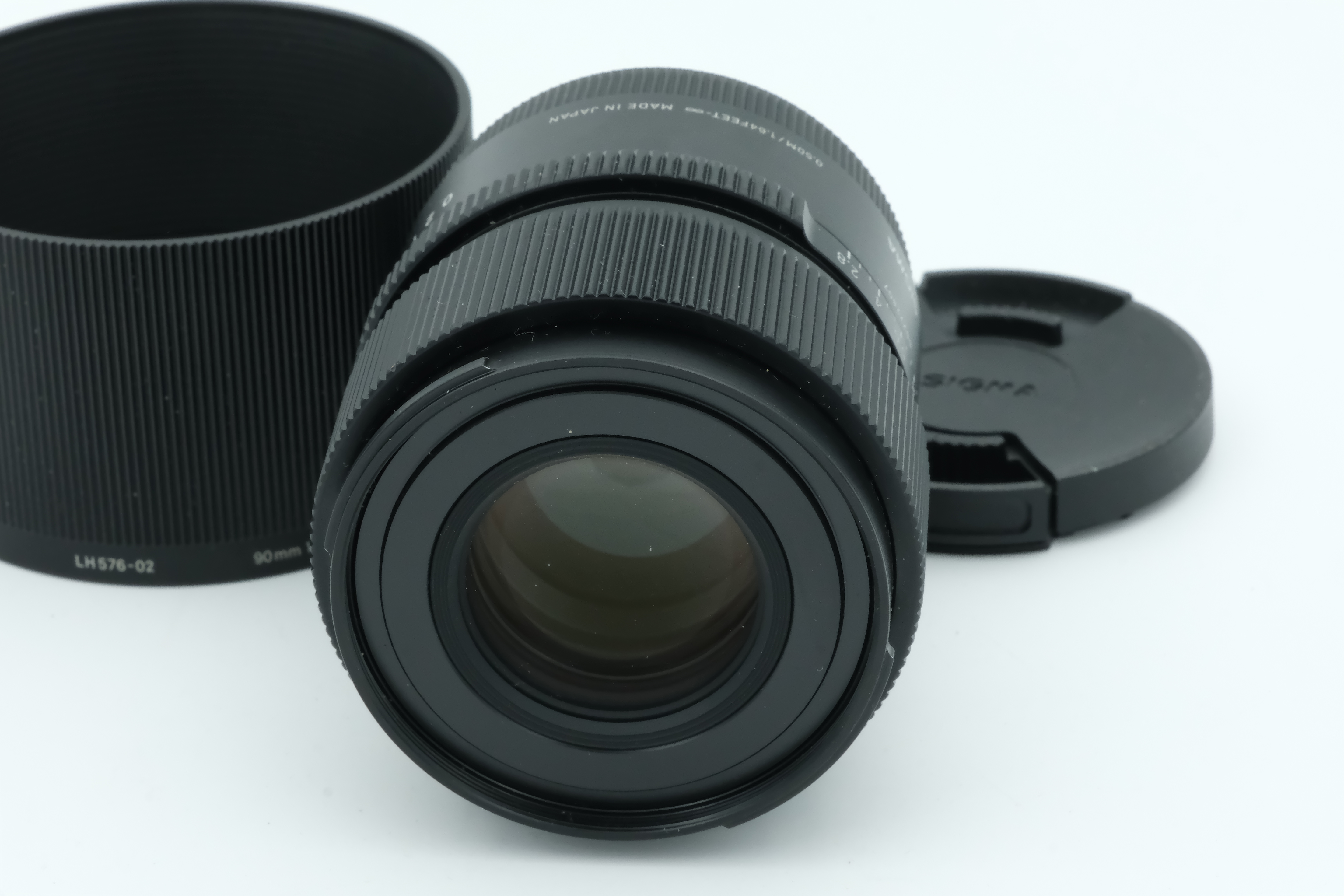 Sigma AF 90mm 2,8 DG DN + Sonnenblende für Sony E-Mount Bild 02