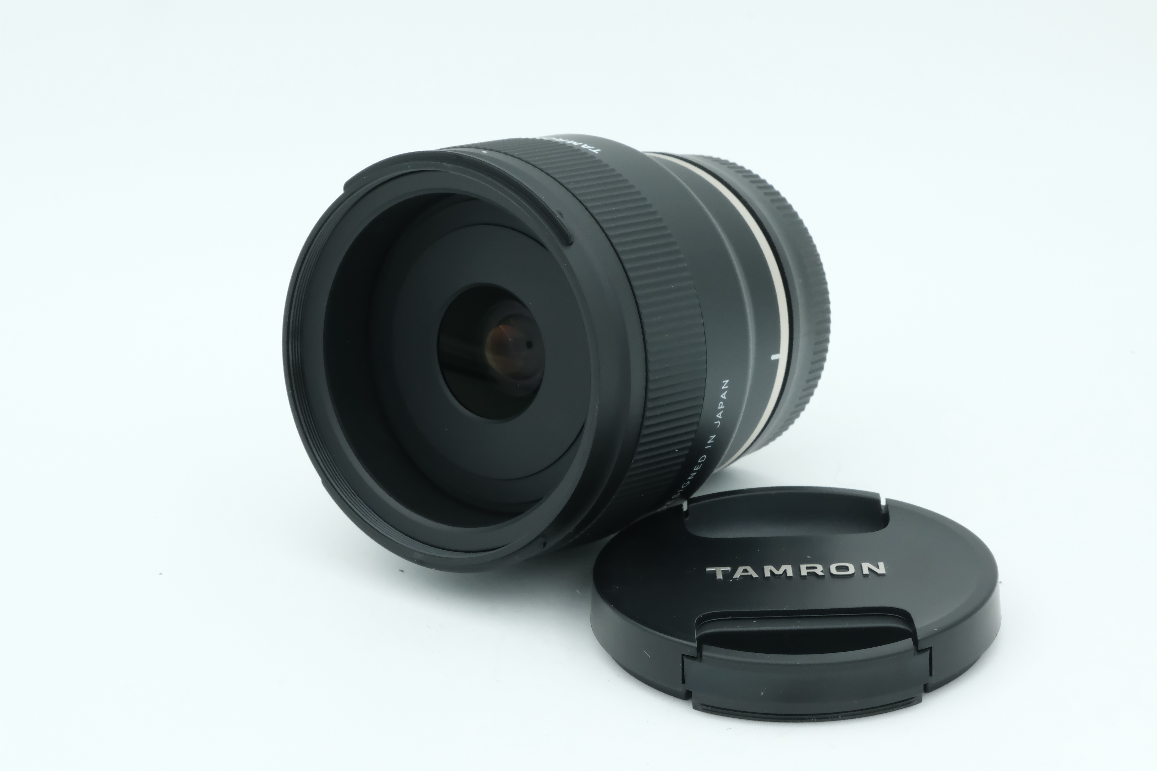 Tamron AF 35mm 2,8 Di III OSD M 1:2 + Sonnenblende für Sony E-Mount Bild 02