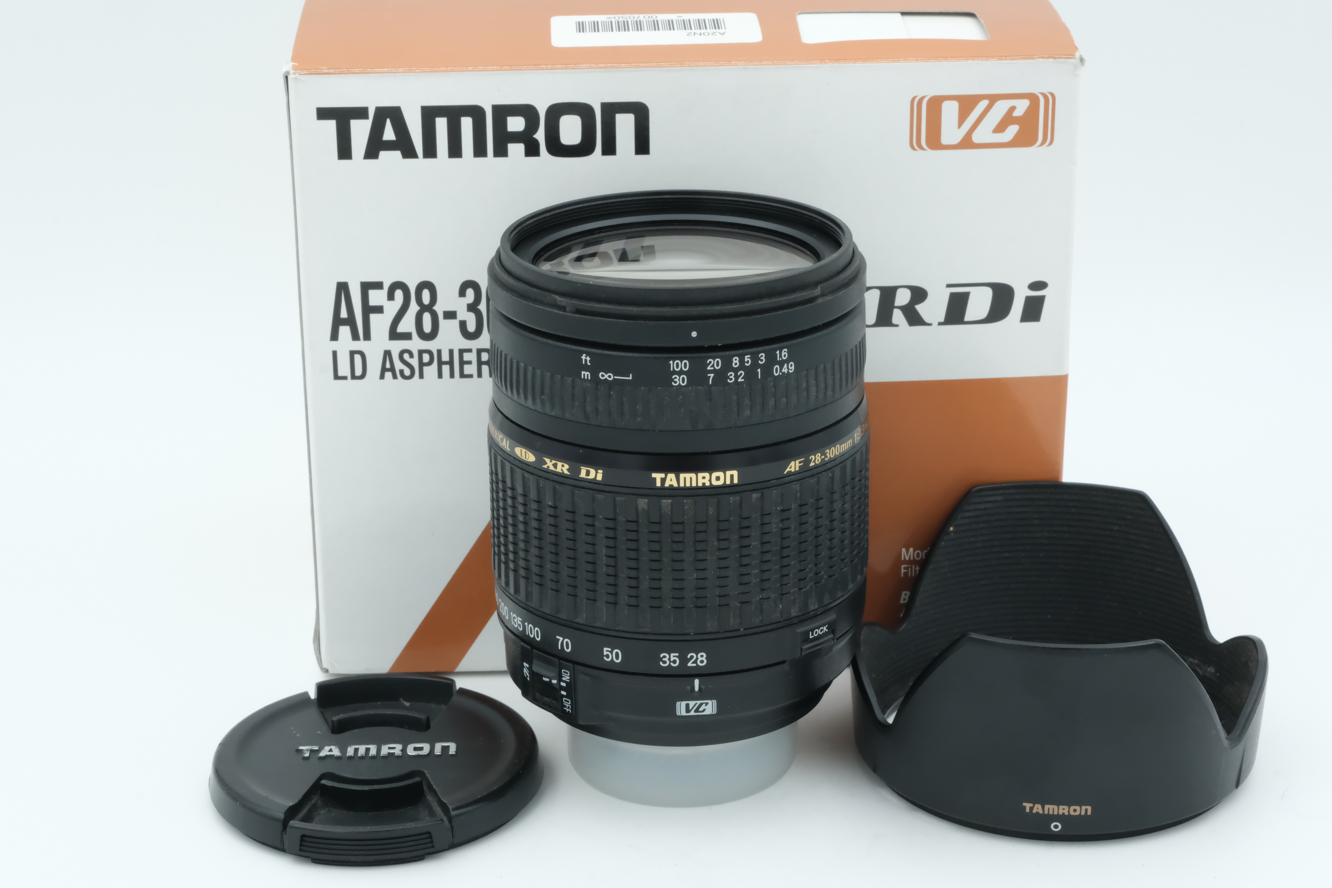 Tamron AF 28-300mm 3,5-6,3 Di VC + Sonnenblende für Nikon Bild 01