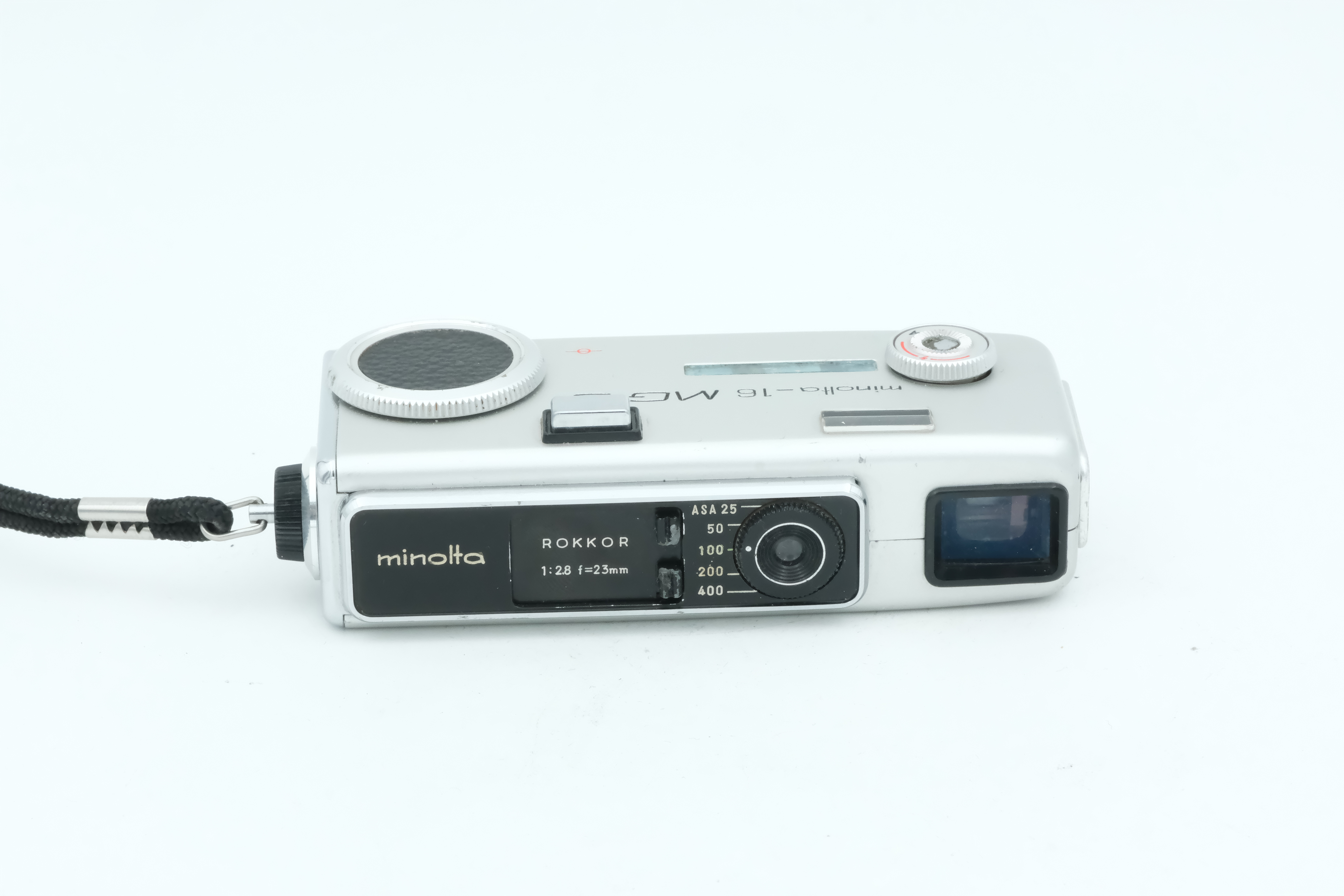 Minolta -16 MG-S, Rokkor 23mm 2,8 16mm  8x11 Bild 01