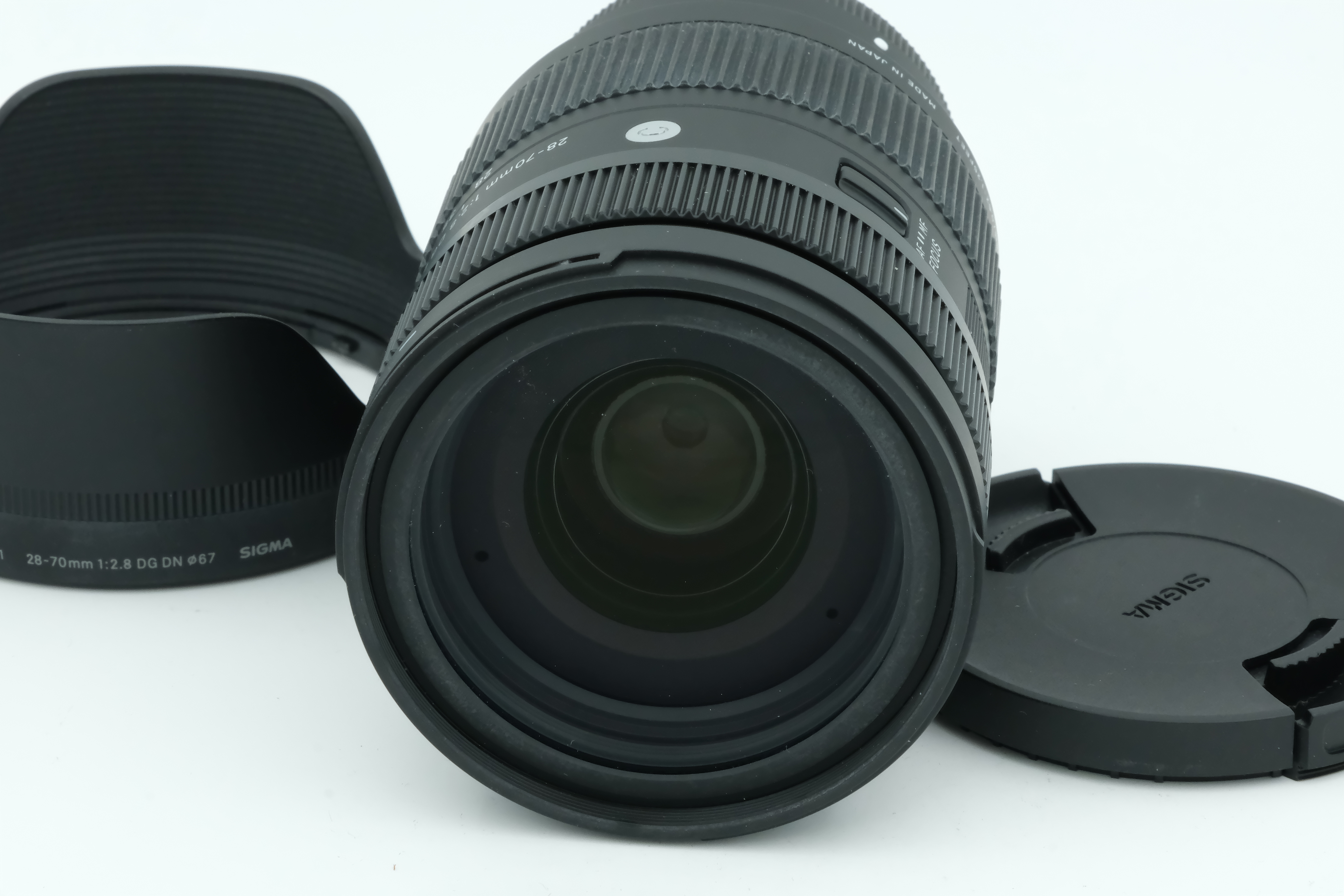 Sigma AF 28-70mm 2,8 DG DN + Sonnenblende für Sony, 6 Monate Garantie Bild 02